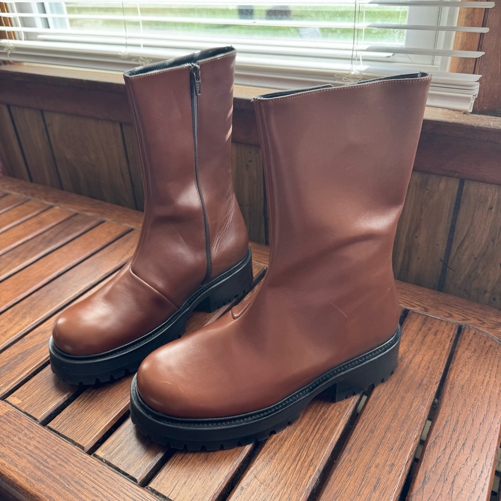 SOLD **** Nicole Saldana - VENDOLA Leather Platform Boots, Chunky Heel